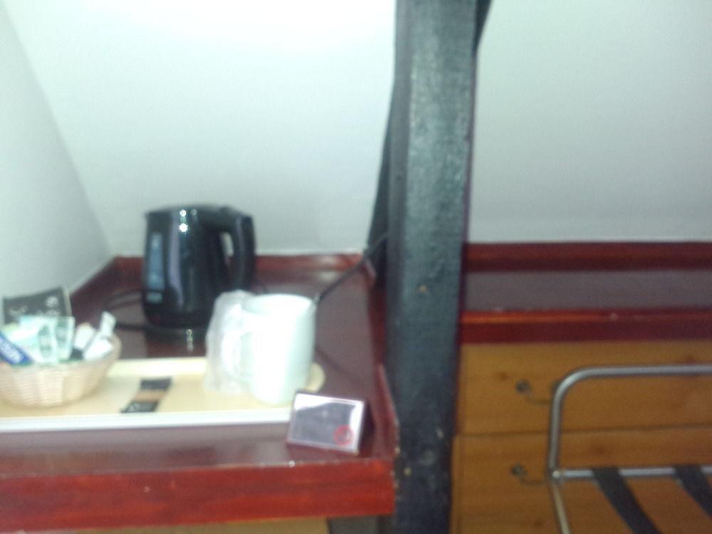 法尔茅斯 Oasis House酒店 外观 照片